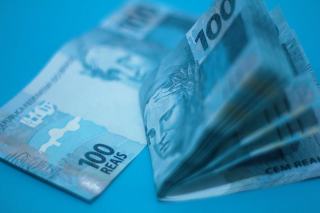 Banque en ligne France : comparatif des meilleures offres 2025