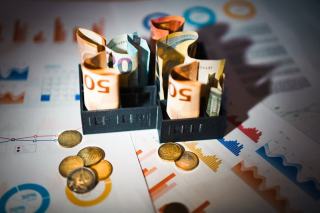 Frais bancaires en France : comparatif et comment les réduire