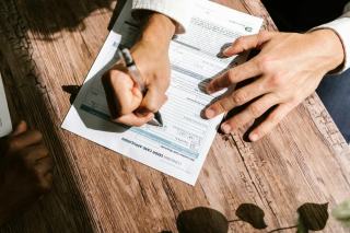 Ouvrir un compte bancaire en France sans faux pas